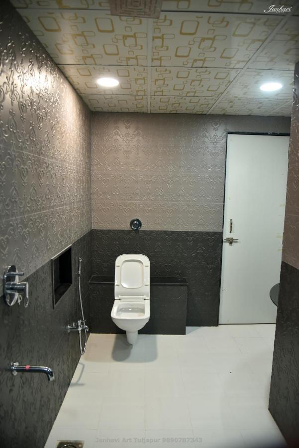 Pawan Executive Tuljapur Екстериор снимка